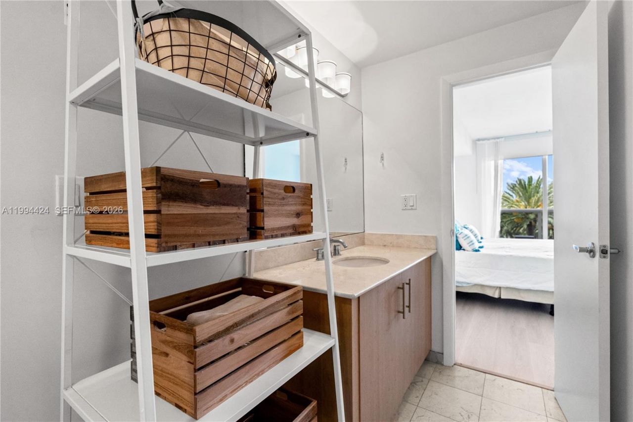 10275 Collins Ave , Unit 429, Bal Harbour, FL 33154 Photo