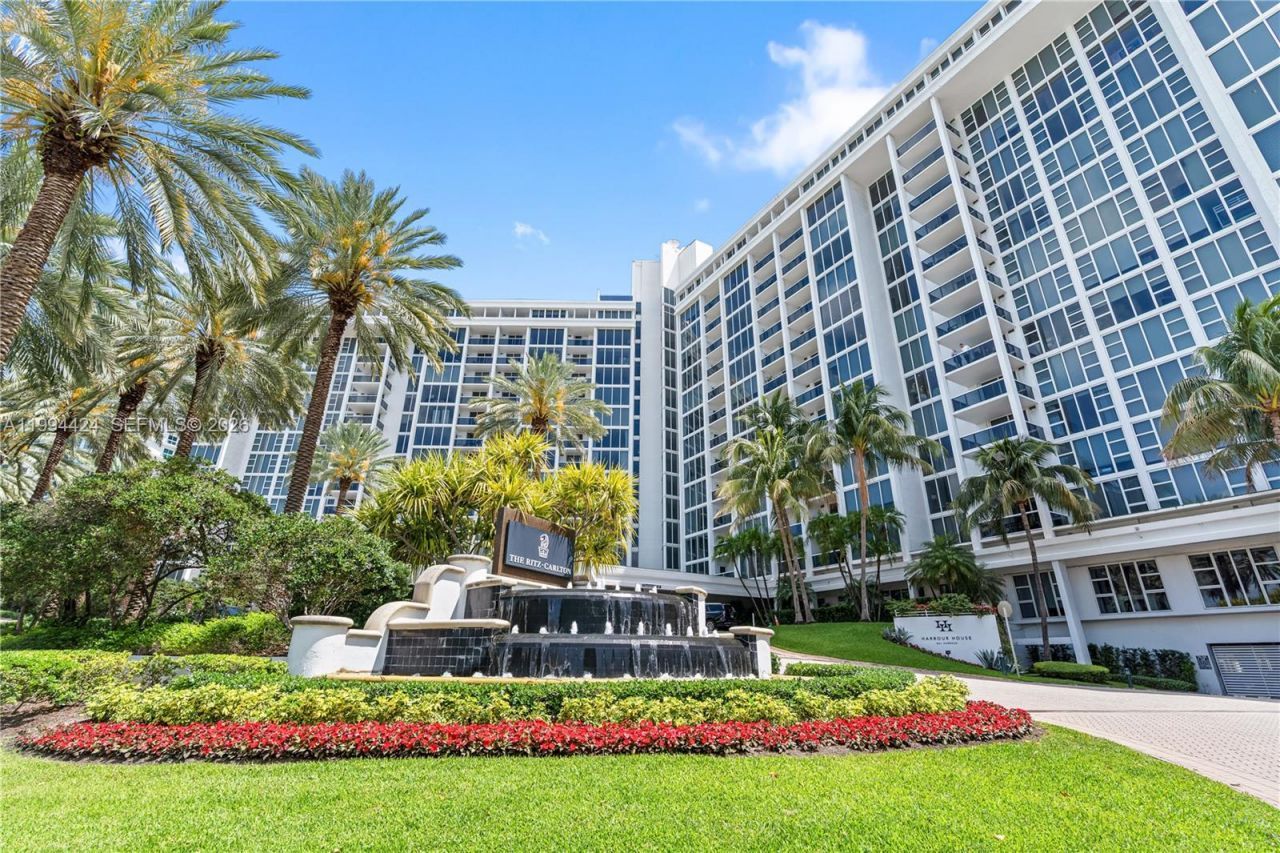 10275 Collins Ave , Unit 429, Bal Harbour, FL 33154 Photo