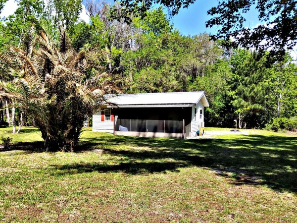 118 N HUBERS FISH CAMP Road, Crescent City, FL 32112