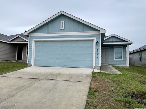 5836 Antonio, Seguin, TX 78155