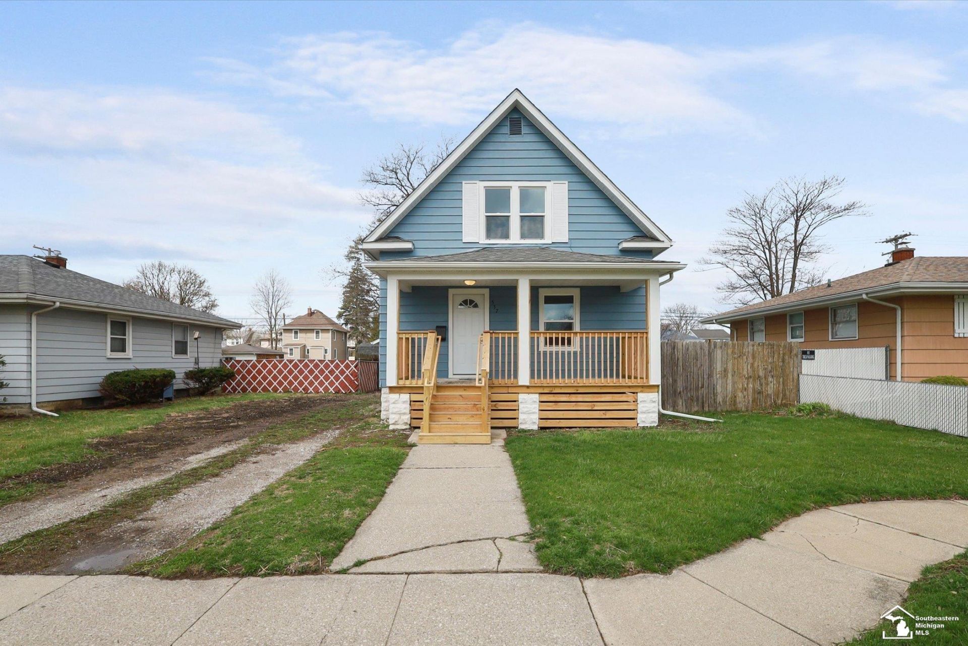 537 Maple Boulevard, Monroe, MI 48162 Main Photo