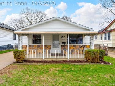 23109 Harding Avenue, Hazel Park, MI 48030