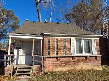 19496 Braile Street, Detroit, MI 48219