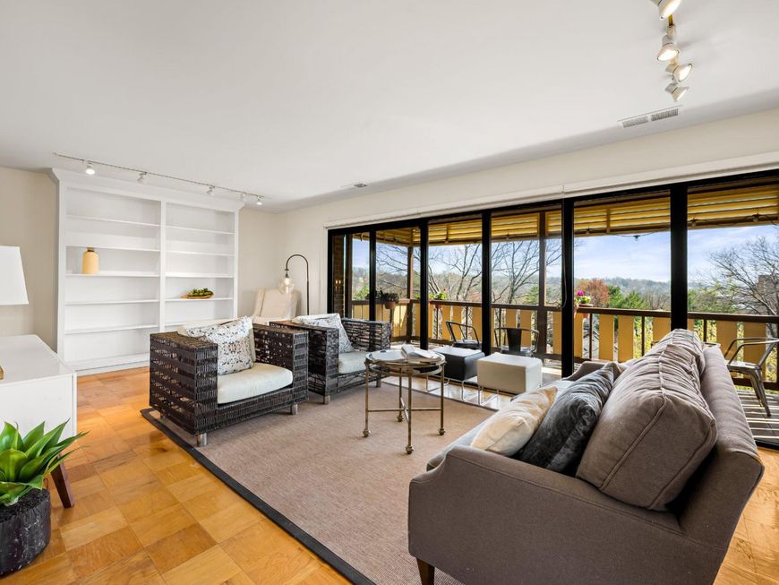 200 Cross Keys Road, Unit R 68, Baltimore, MD 21210 Main Photo