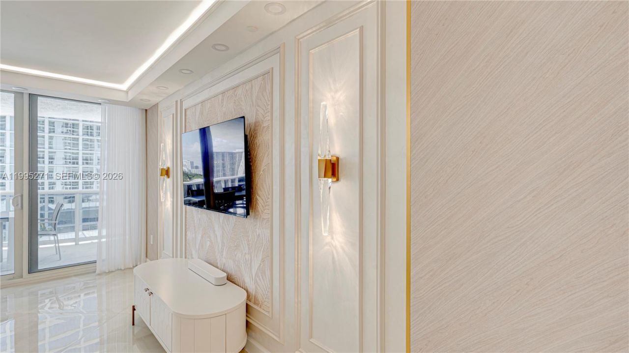 16711 Collins Ave , Unit 1004, Sunny Isles Beach, FL 33160 Photo