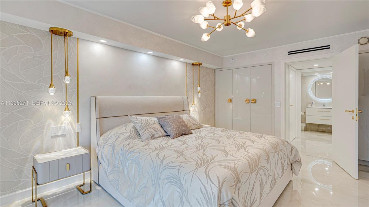 16711 Collins Ave , Unit 1004, Sunny Isles Beach, FL 33160 Photo