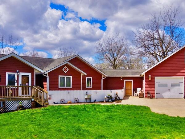 33453 Jeidy Hill Road, Wauzeka, WI 53826