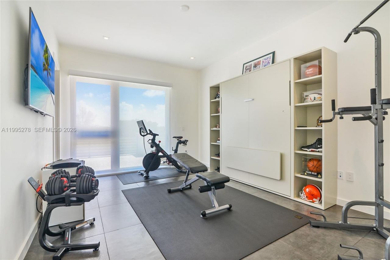 7210 S Prestwick Pl , Unit 1, Miami Lakes, FL 33014 Photo