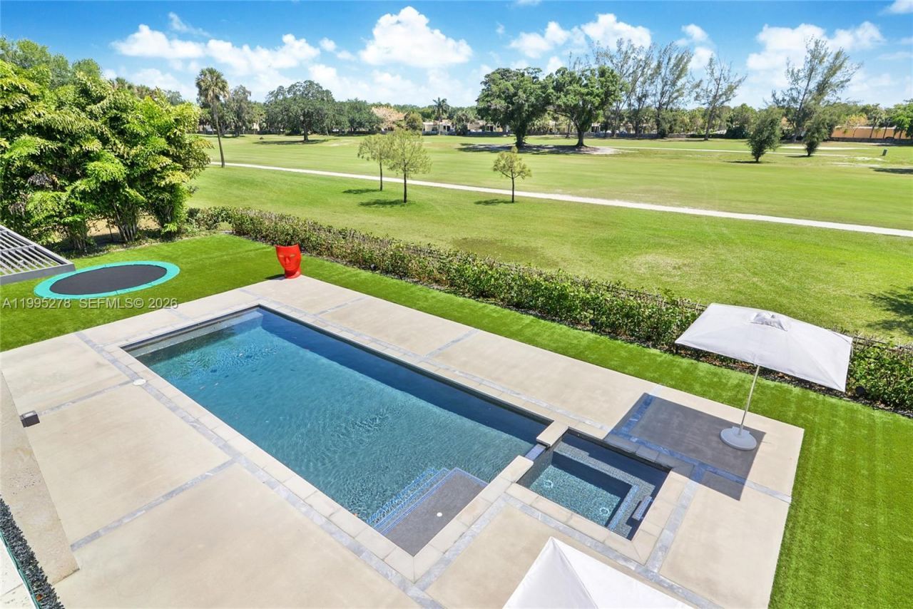 7210 S Prestwick Pl , Unit 1, Miami Lakes, FL 33014 Photo