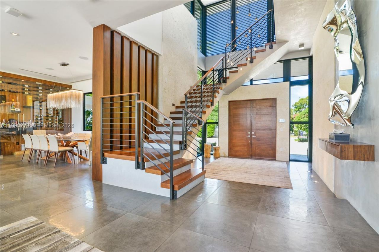 7210 S Prestwick Pl , Unit 1, Miami Lakes, FL 33014 Photo