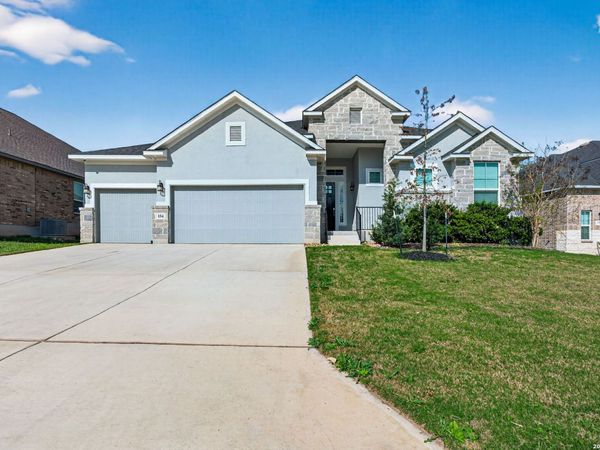 154 Lily Pass, Castroville, TX 78009