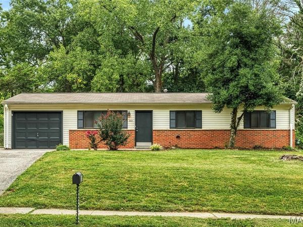 241 Ries Road, Ballwin, MO 63021