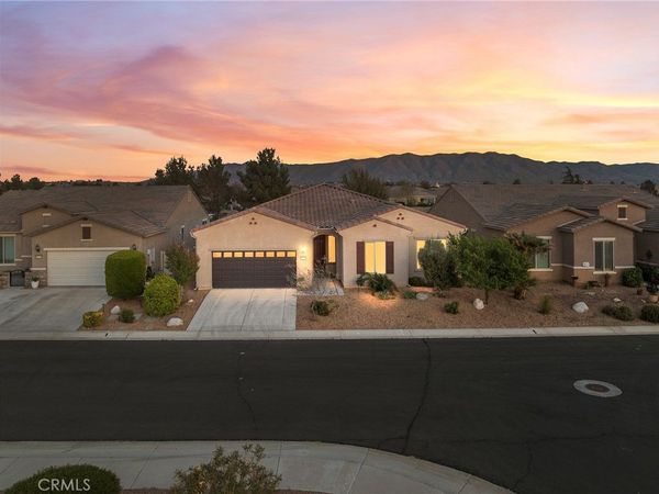 19255 Castana Street , Apple Valley, CA 92308