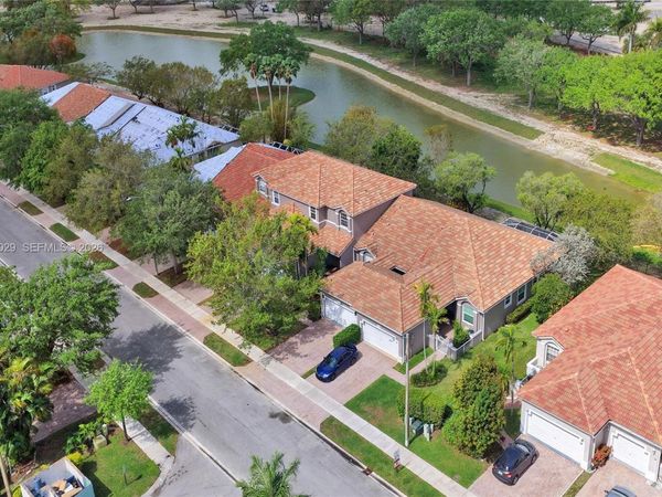 2441 E Aragon Blvd , Unit 5, Sunrise, FL 33313