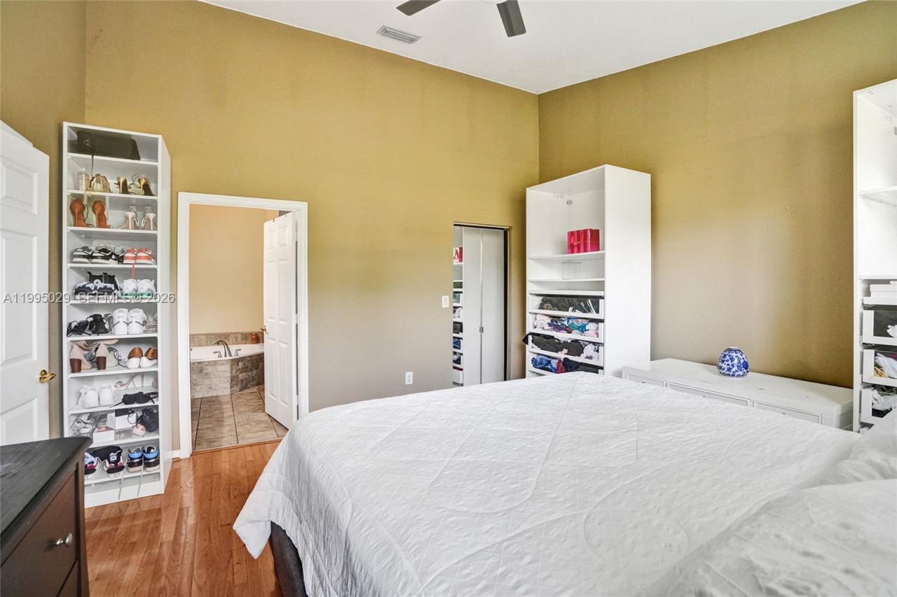 2441 E Aragon Blvd, Unit 5, Sunrise, FL 33313 Photo