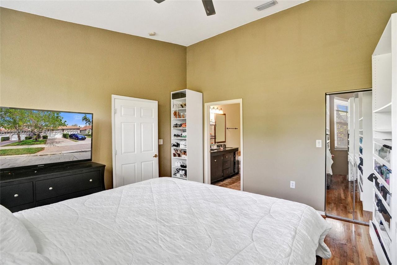 2441 E Aragon Blvd, Unit 5, Sunrise, FL 33313 Photo