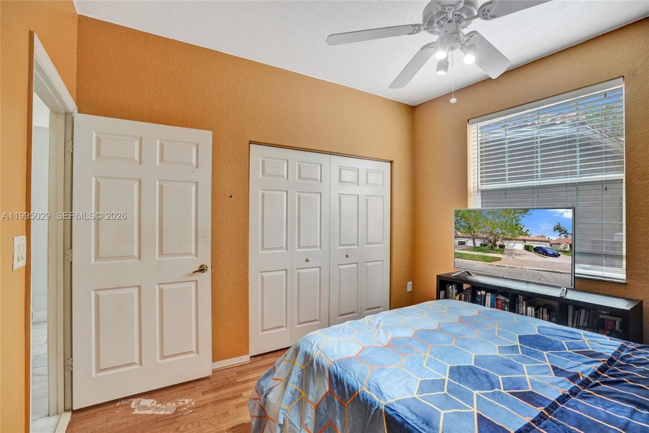 2441 E Aragon Blvd, Unit 5, Sunrise, FL 33313 Photo