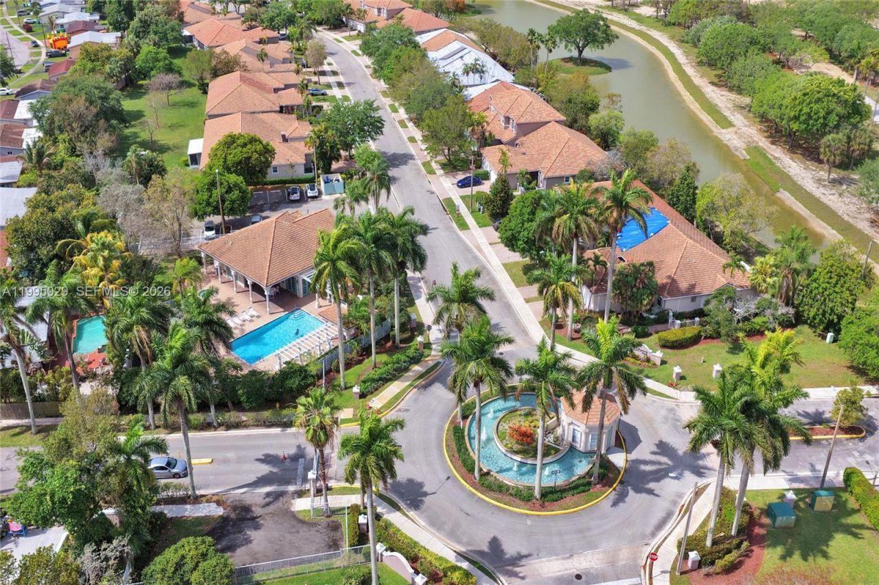 2441 E Aragon Blvd, Unit 5, Sunrise, FL 33313 Photo