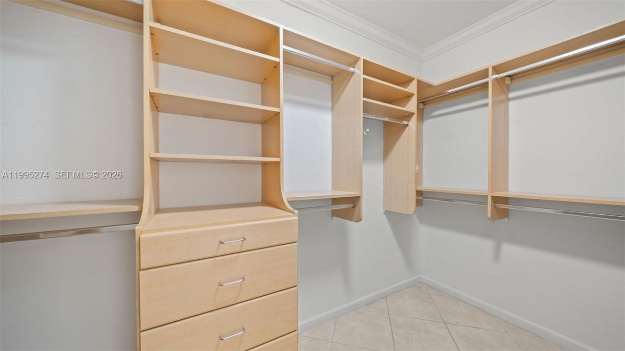 1907 Timberline Rd, Weston, FL 33327 Photo