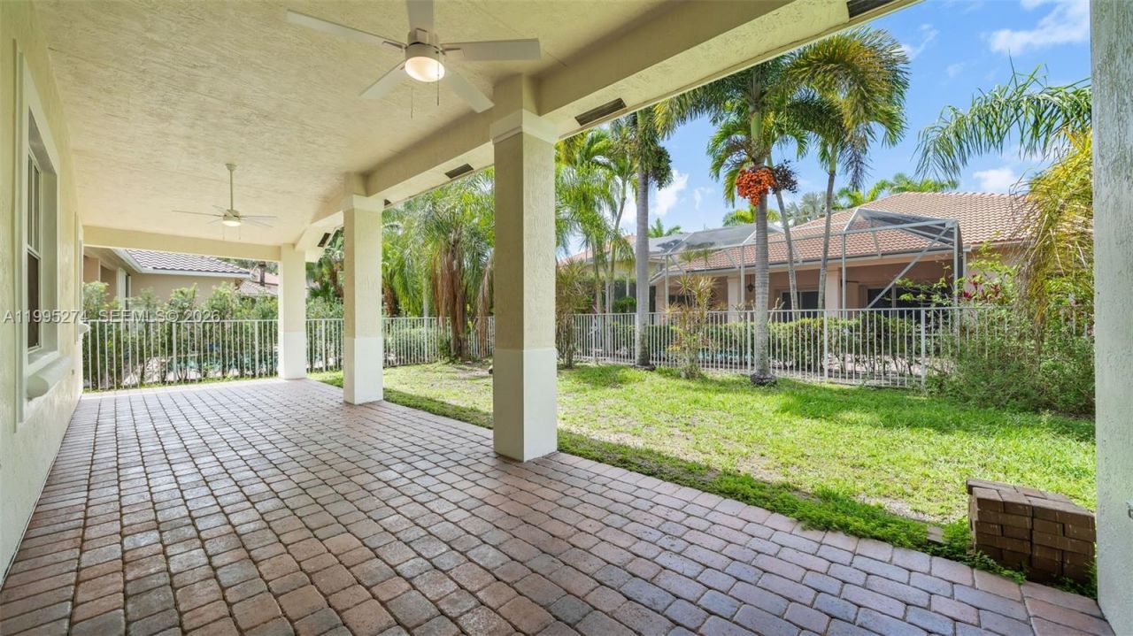 1907 Timberline Rd, Weston, FL 33327 Photo