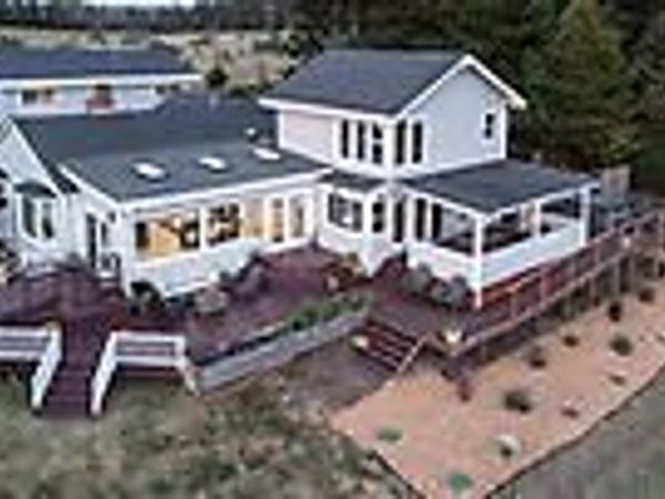 32751 Navarro Ridge Road , Albion, CA 95410