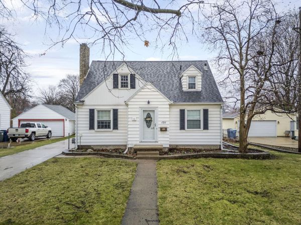 151 Hawthorne Ave , Waterloo, IA 50702