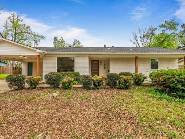 1310 Sunset Drive , Conway, AR 72034