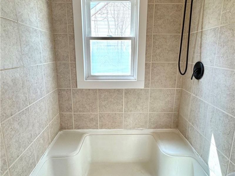 486 Mckinley Avenue, Newcomerstown, OH 43832 Photo 19