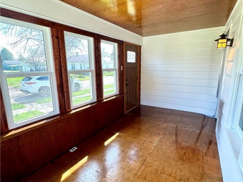 486 Mckinley Avenue, Newcomerstown, OH 43832 Photo 8