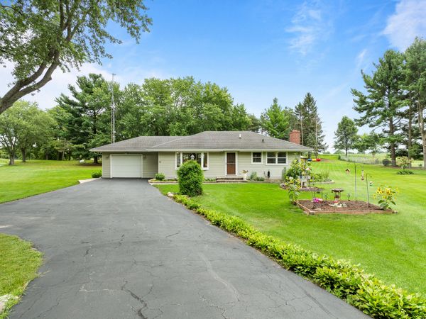 2211 Sheridan Springs Rd, Lyons, WI 53105