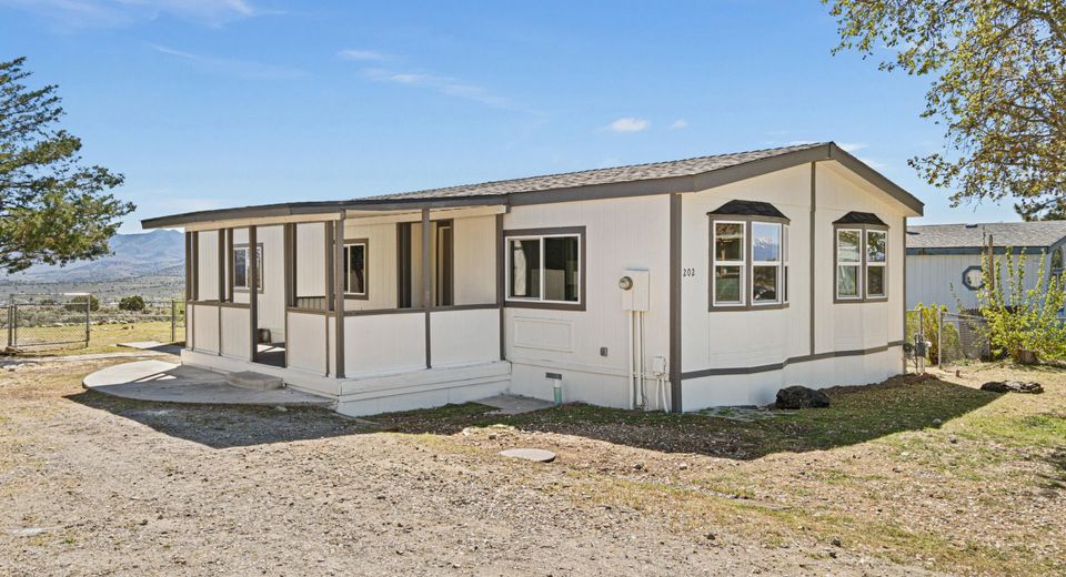 202 Garnet Circle, Mound House, NV 89706 Photo