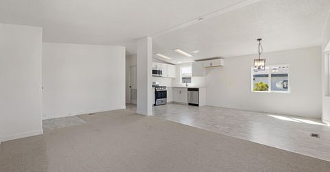 202 Garnet Circle, Mound House, NV 89706 Photo