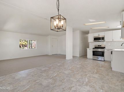 202 Garnet Circle, Mound House, NV 89706 Photo