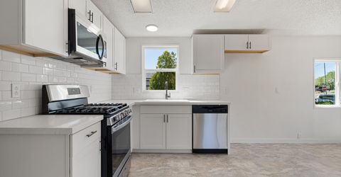 202 Garnet Circle, Mound House, NV 89706 Photo