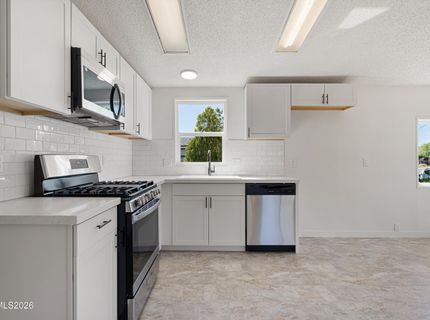 202 Garnet Circle, Mound House, NV 89706 Photo