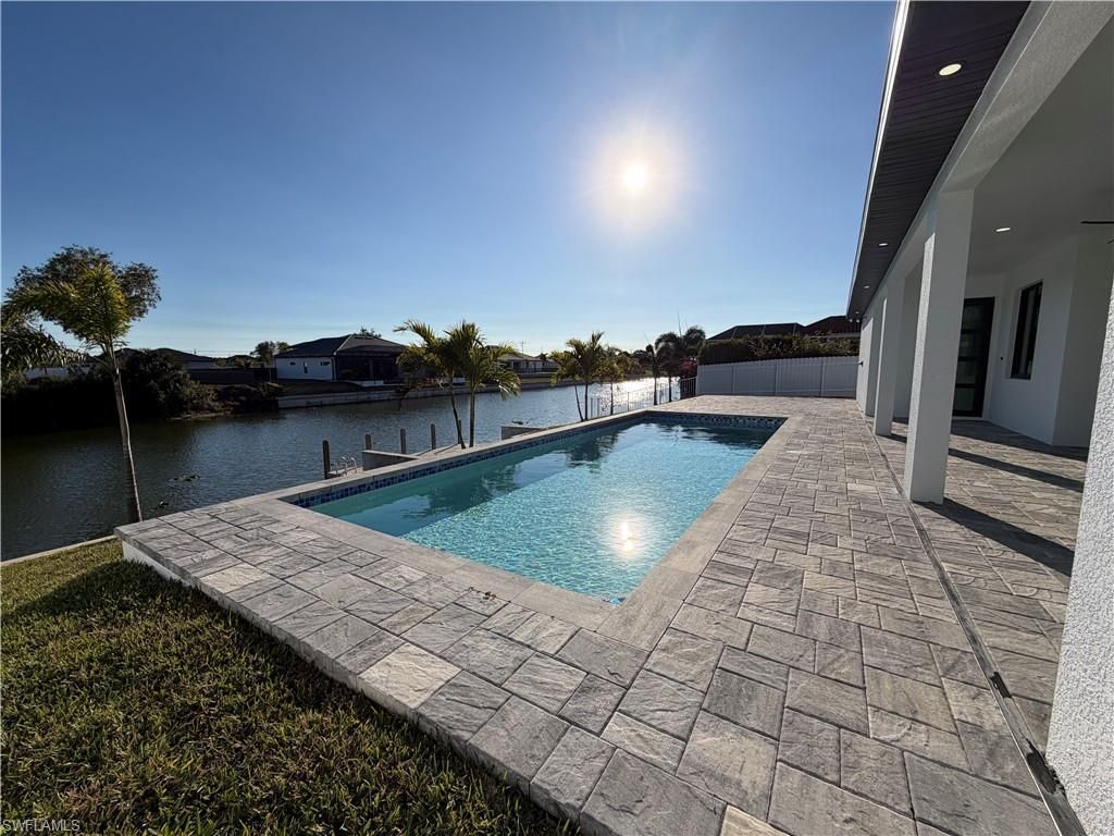 112 NE 6th St, Cape Coral, FL 33909 Photo