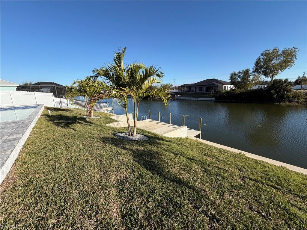 112 NE 6th St, Cape Coral, FL 33909 Photo