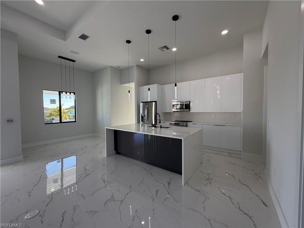 112 NE 6th St, Cape Coral, FL 33909 Photo