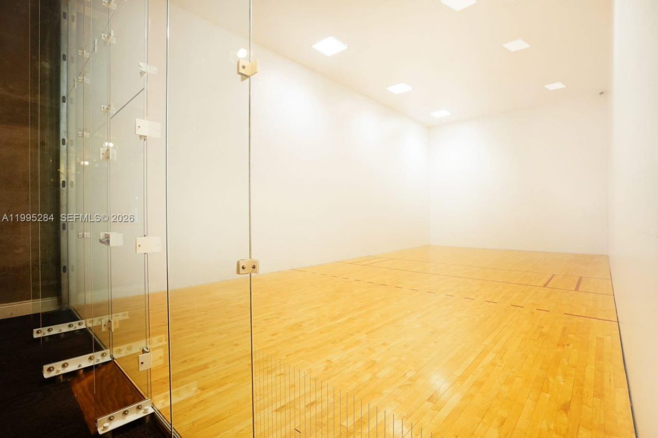 690 SW 1st Ct, Unit 2126, Miami, FL 33130 Photo