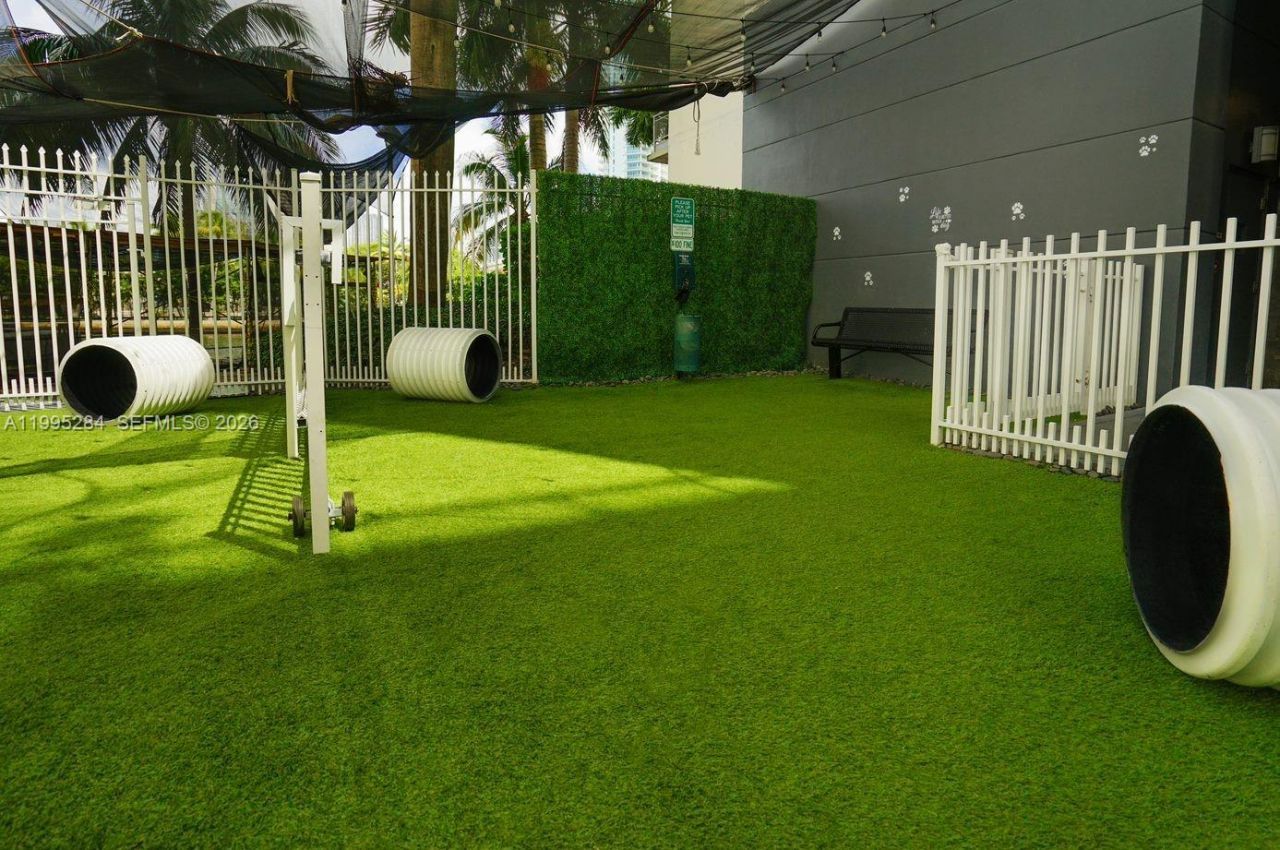 690 SW 1st Ct, Unit 2126, Miami, FL 33130 Photo