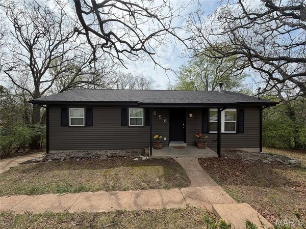 656 Rockwood Drive , Arnold, MO 63010