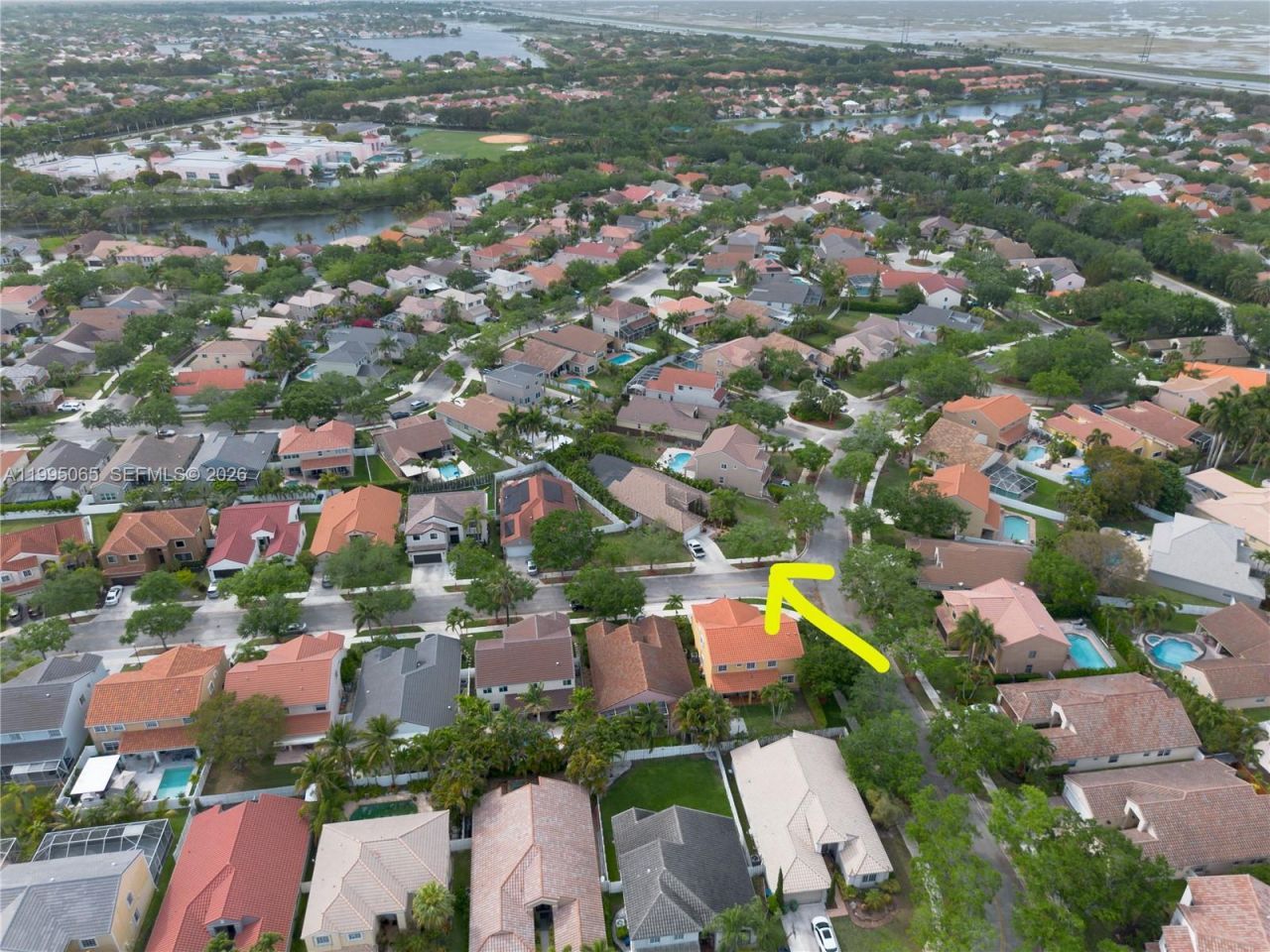 499 Cambridge Ln, Weston, FL 33326 Photo