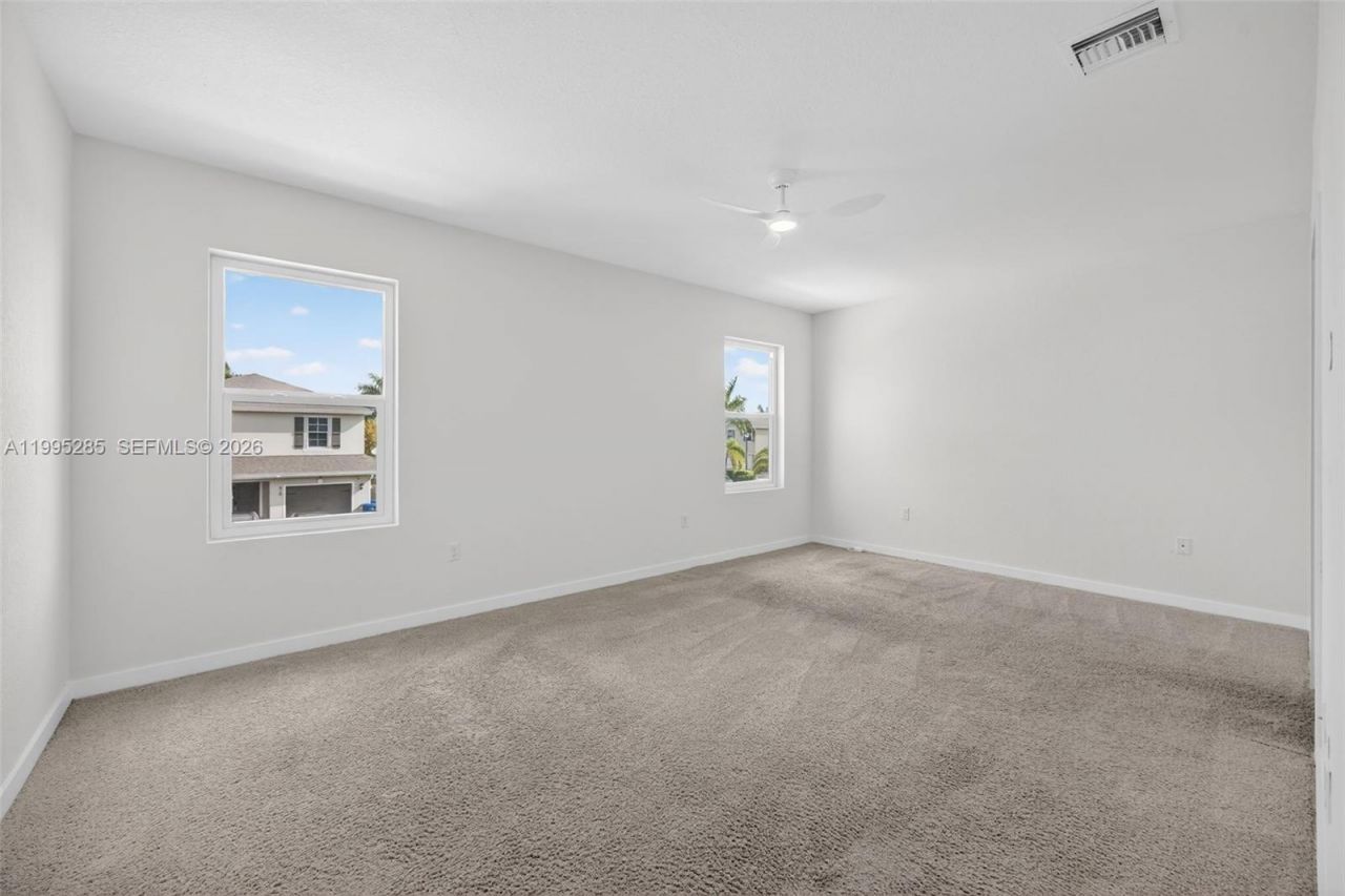 619 NE 5th St , Florida City, FL 33034 Photo