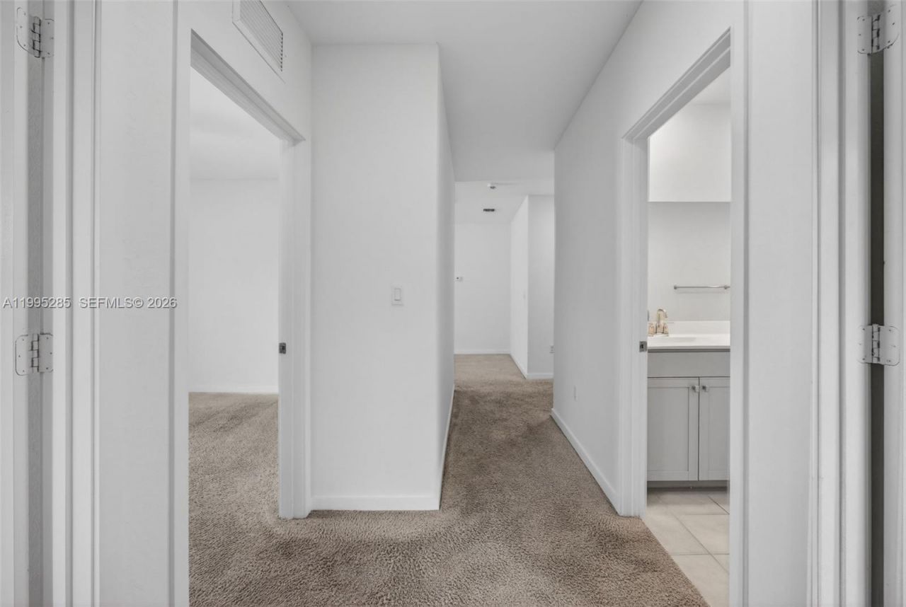 619 NE 5th St , Florida City, FL 33034 Photo