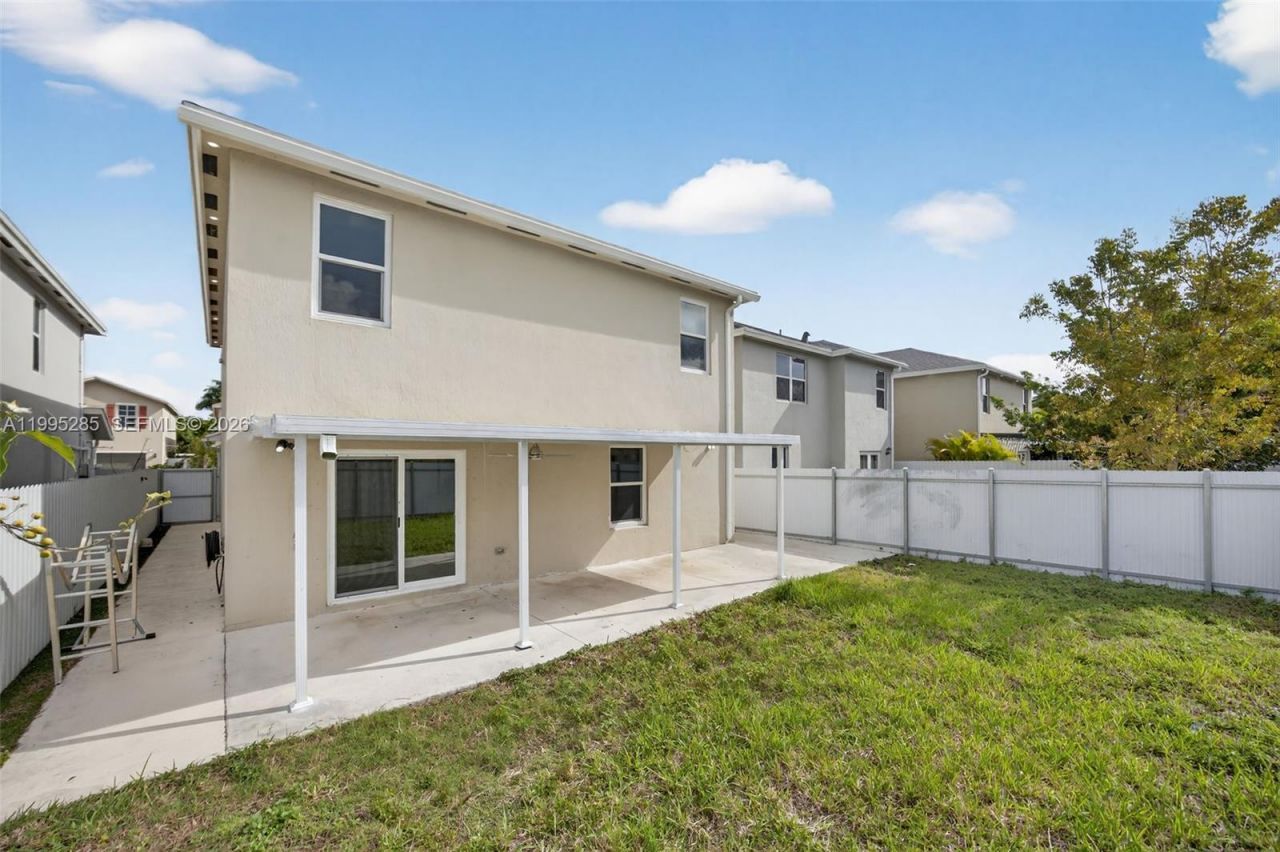 619 NE 5th St , Florida City, FL 33034 Photo