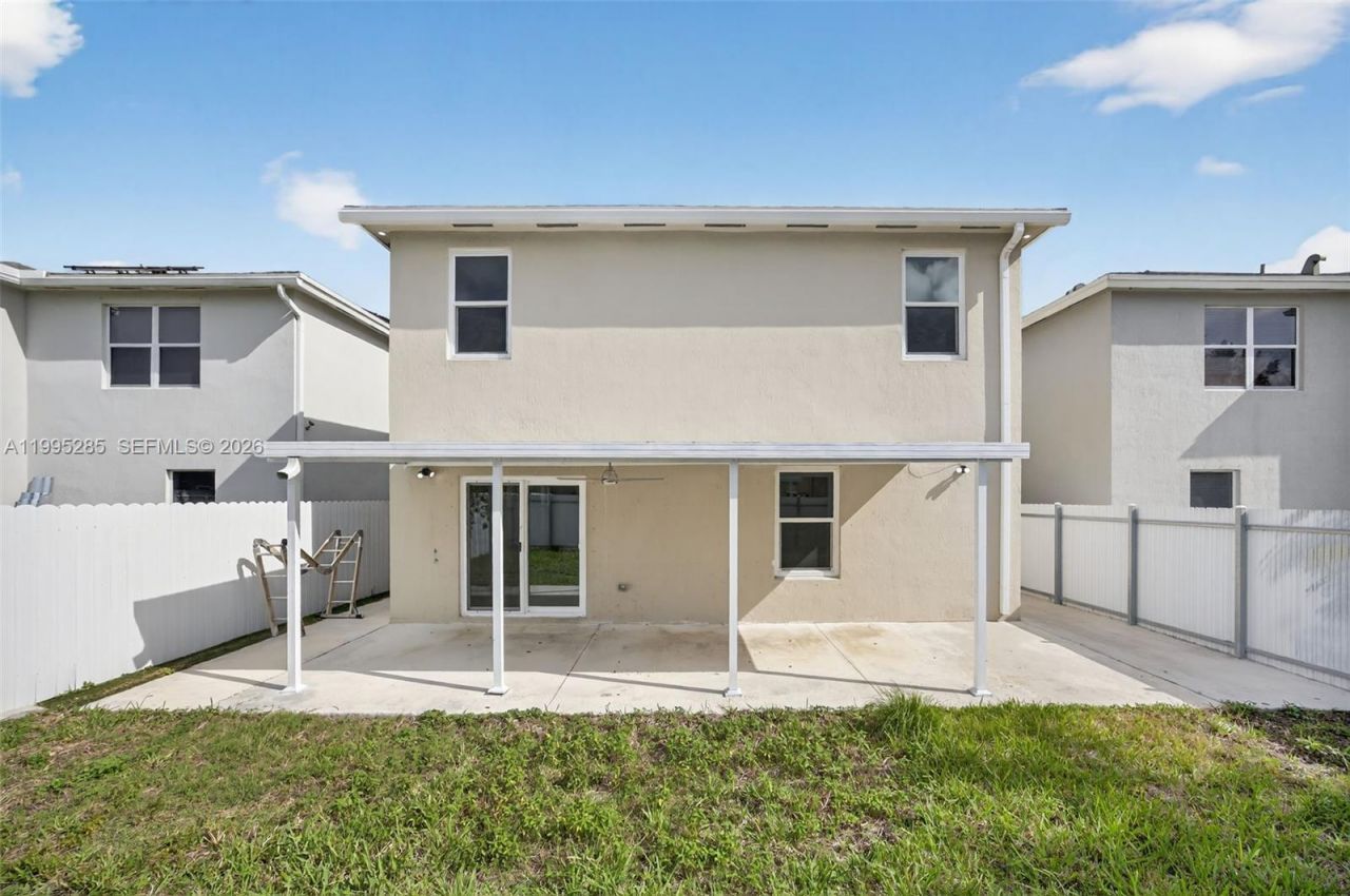 619 NE 5th St , Florida City, FL 33034 Photo