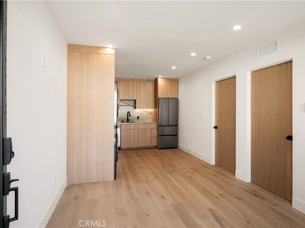 6212 Acadia Avenue , Unit B, Agoura Hills, CA 91301