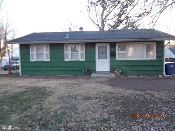 12 S LENOLA ROAD , MOORESTOWN, NJ 08057