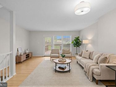 8640 DELLWAY LANE , VIENNA, VA 22180