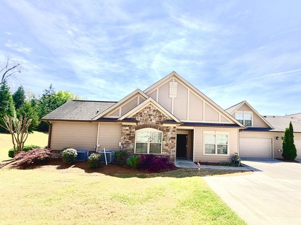 1746 Sedgefield Drive, Ooltewah, TN 37363